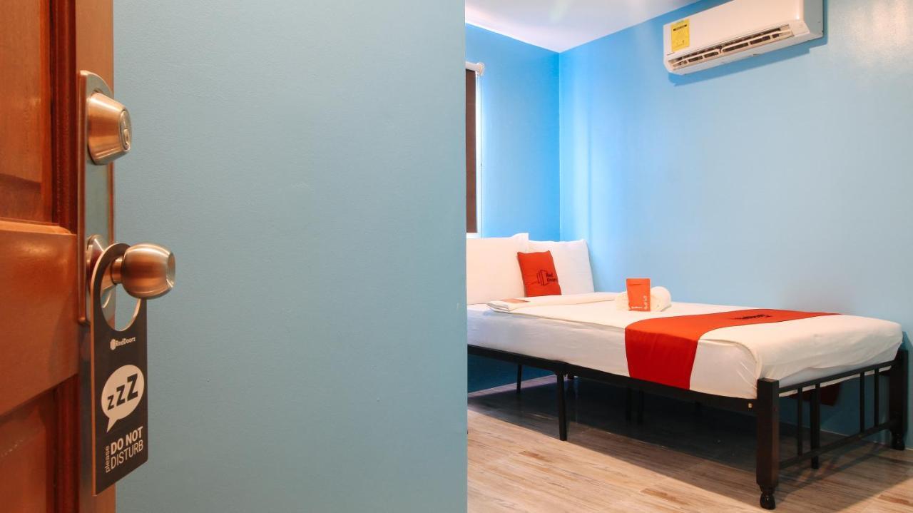 Reddoorz At Hotel Rosemarie Pasay Exterior photo