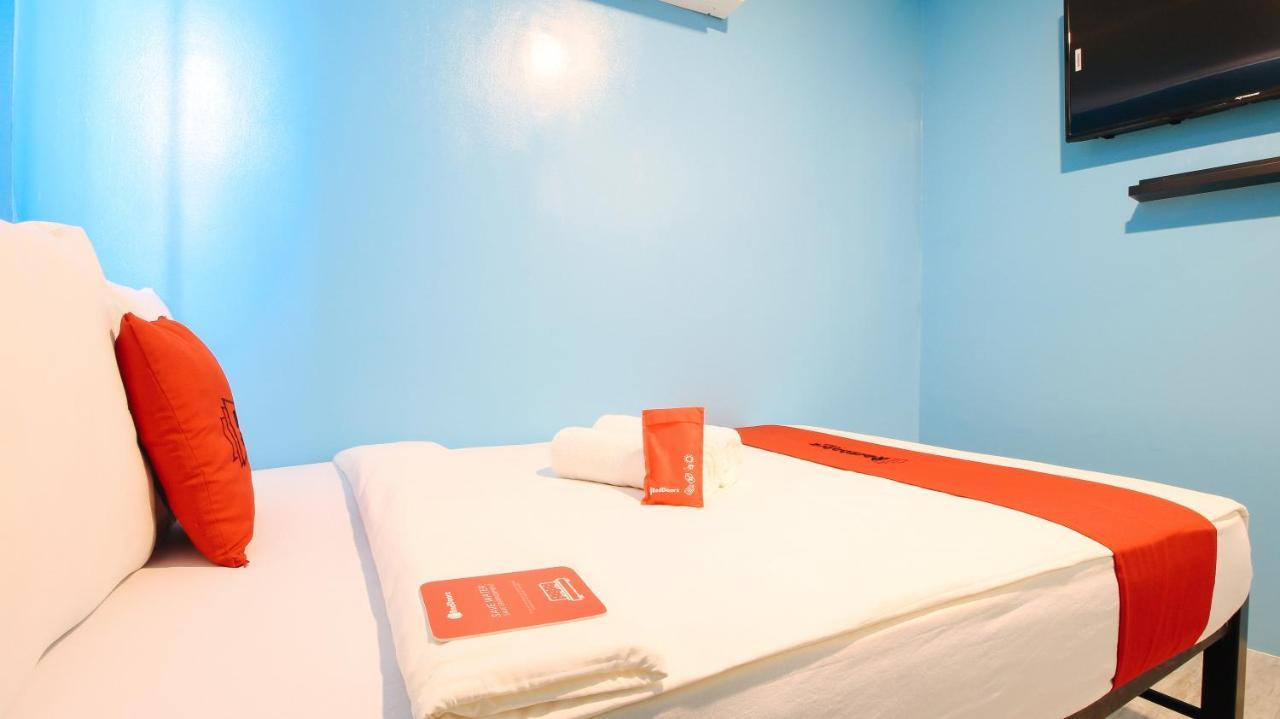 Reddoorz At Hotel Rosemarie Pasay Exterior photo