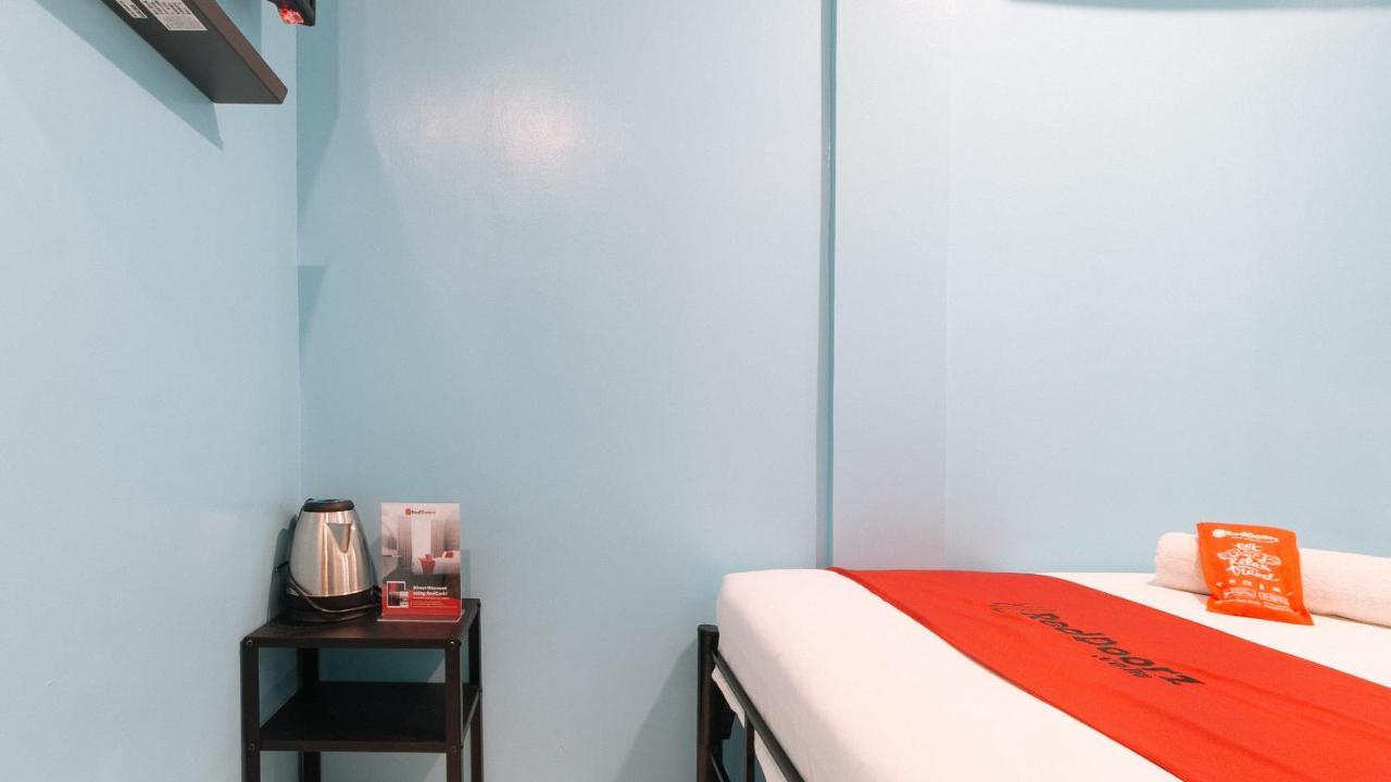 Reddoorz At Hotel Rosemarie Pasay Exterior photo
