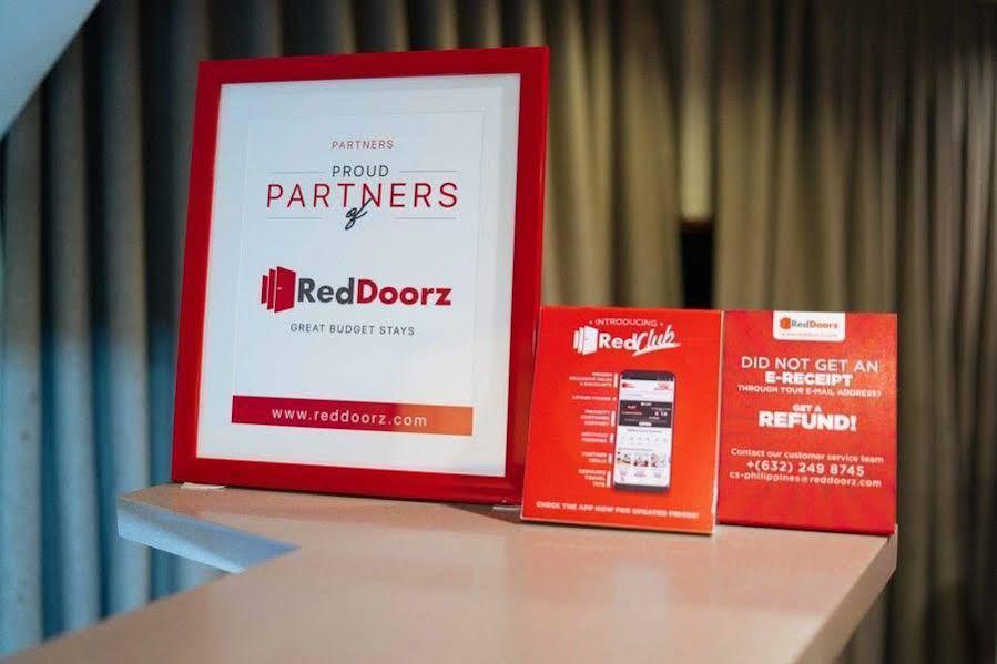 Reddoorz At Hotel Rosemarie Pasay Exterior photo