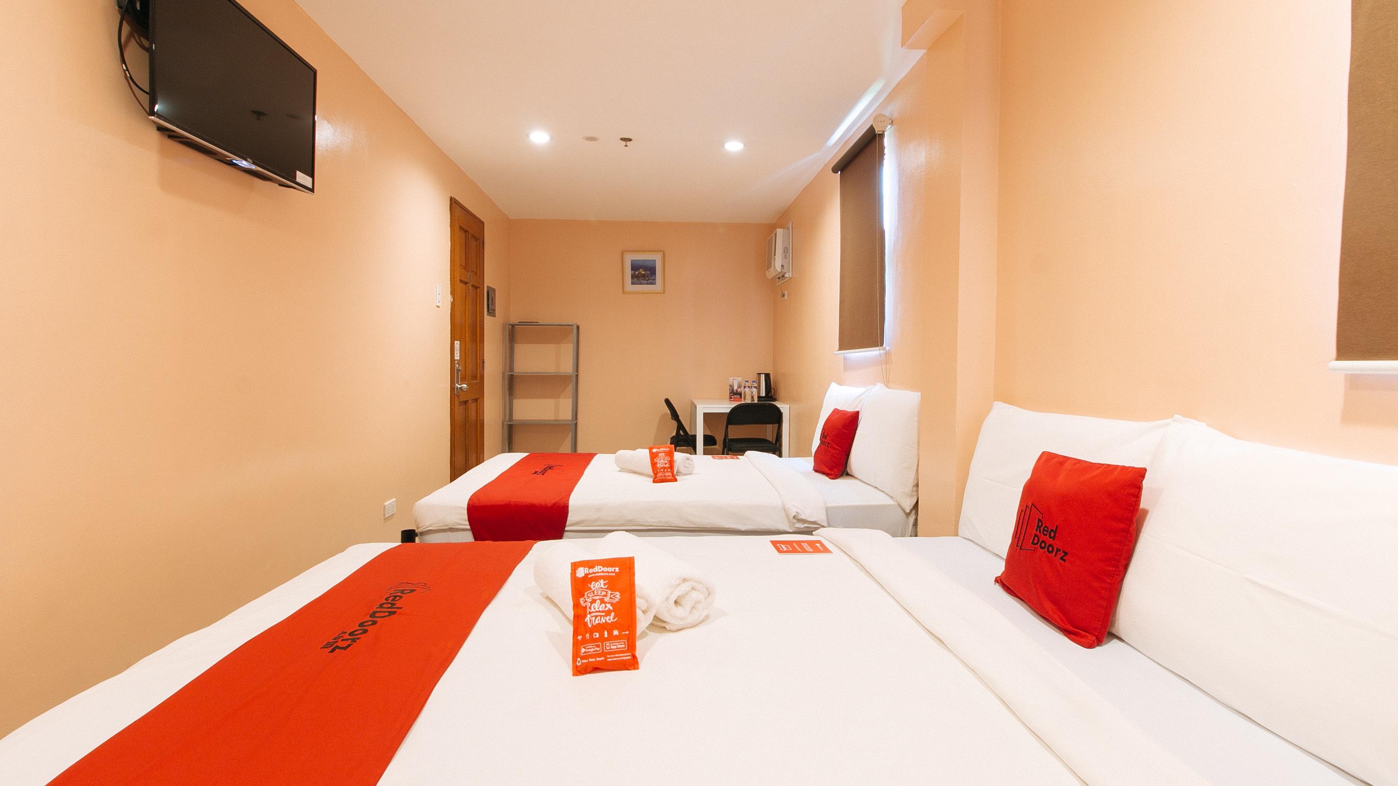Reddoorz At Hotel Rosemarie Pasay Exterior photo